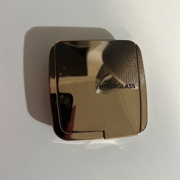 Jeffree Star Highlighter Hourglass Lightning Blush - Picture 6 of 8